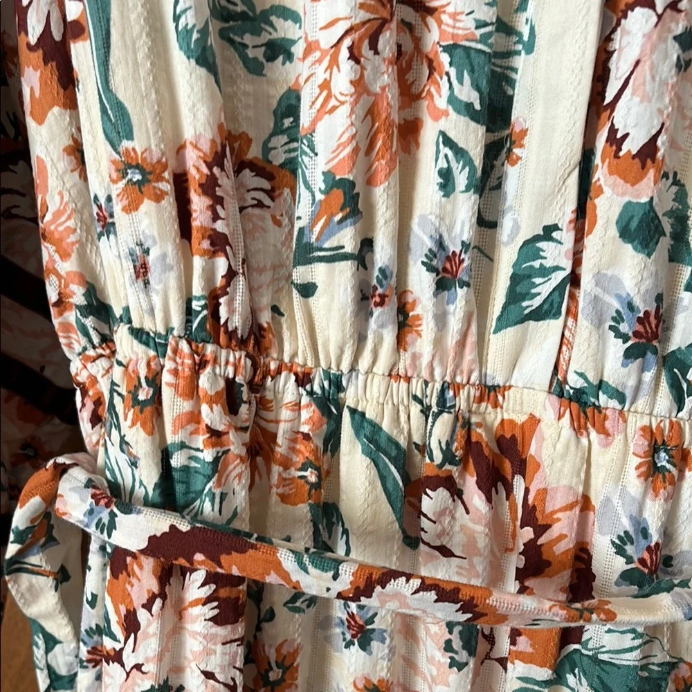 Floral Long Sleeve Dress - Picture 5 of 8